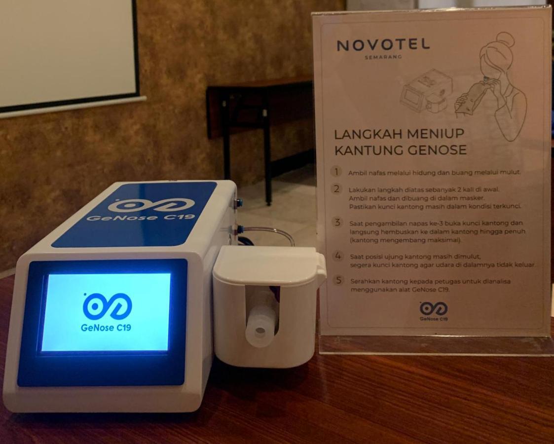 Novotel Semarang Exterior photo