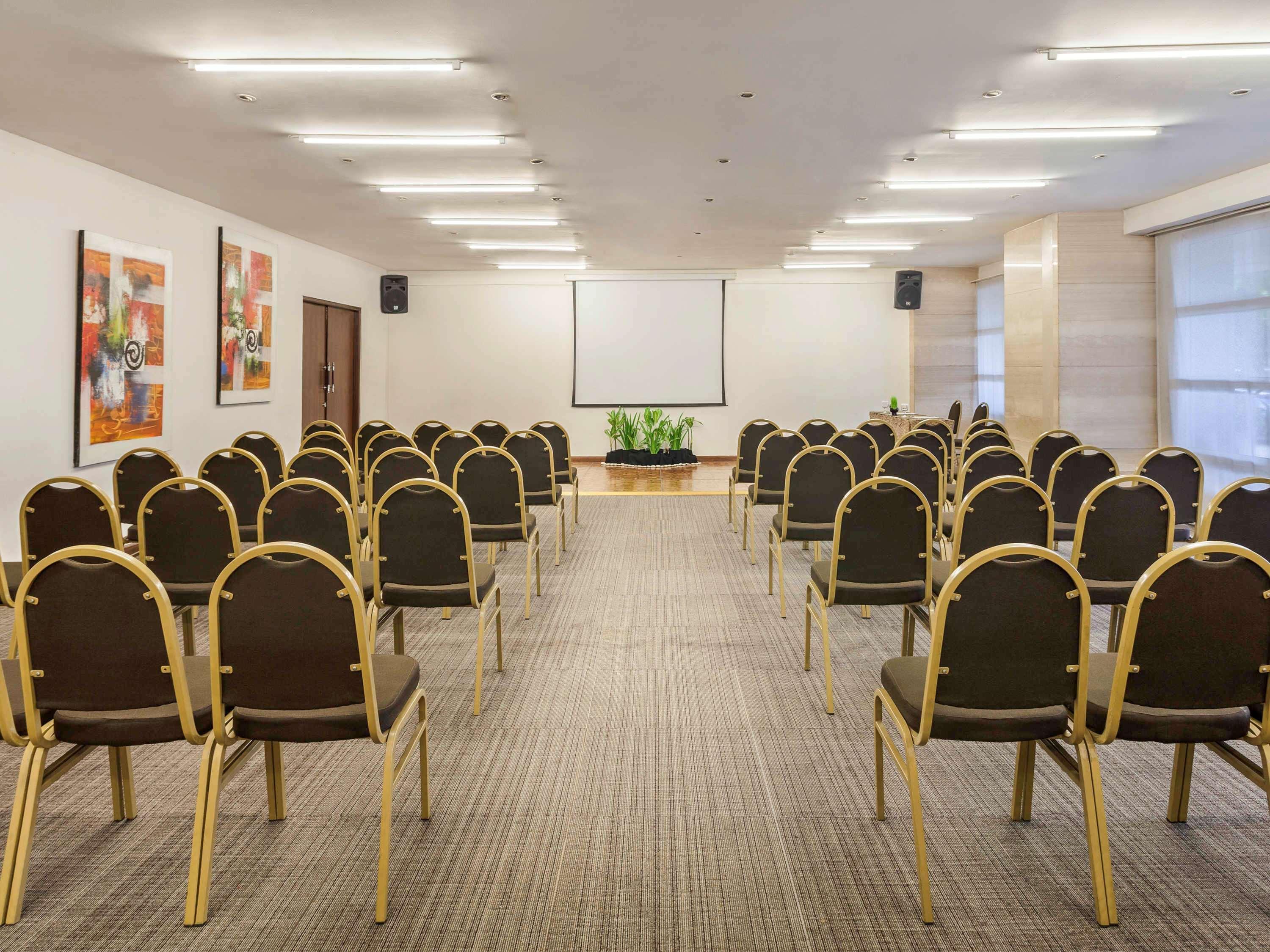 Novotel Semarang Exterior photo